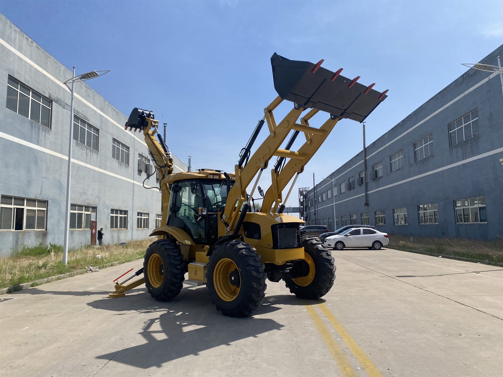 TLS4CX backhoe loader